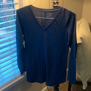 Apt 9 navy v-neck tunic top with silver flecks - size medium